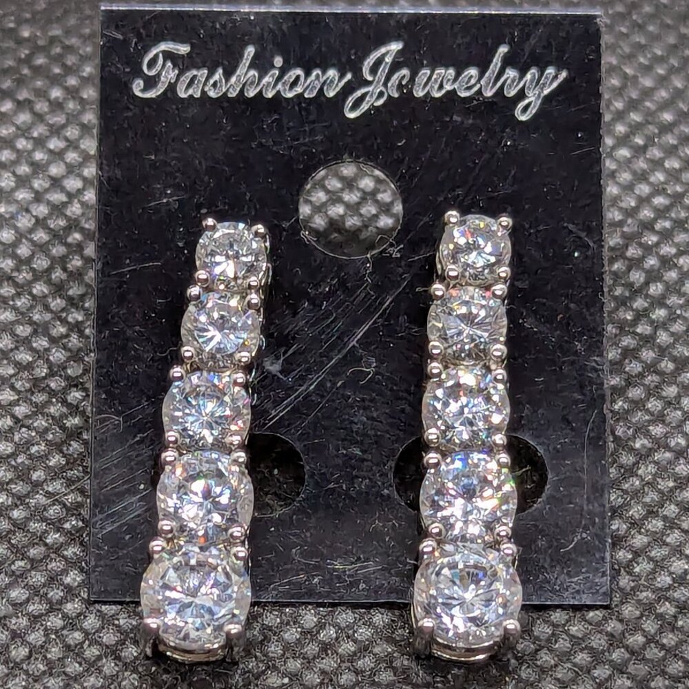 5 stone (10 total) CZ earrings with sterling silver earrings
